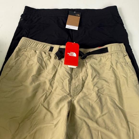North Face Paramount Horizon & Classic V Belted Shorts Pair NWT Set New TNF - Picture 1 of 15
